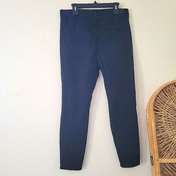 American Eagle Curvy Hi-Rise Jegging Black 14 Regular Distressed - Picture 2 of 7